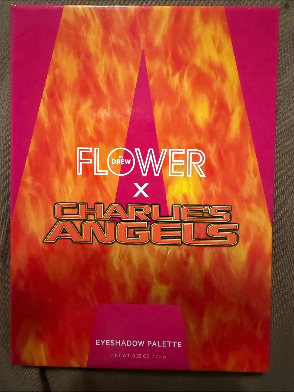 FLOWER x Charlie's Angels Eyeshadow Palette 8 shades shimmer & Matte